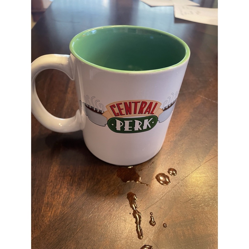 Friends Central Perks Coffee Cug Mug 20 Oz TV Series NBC